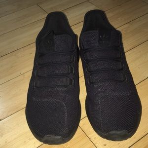 Adidas tubular shadows